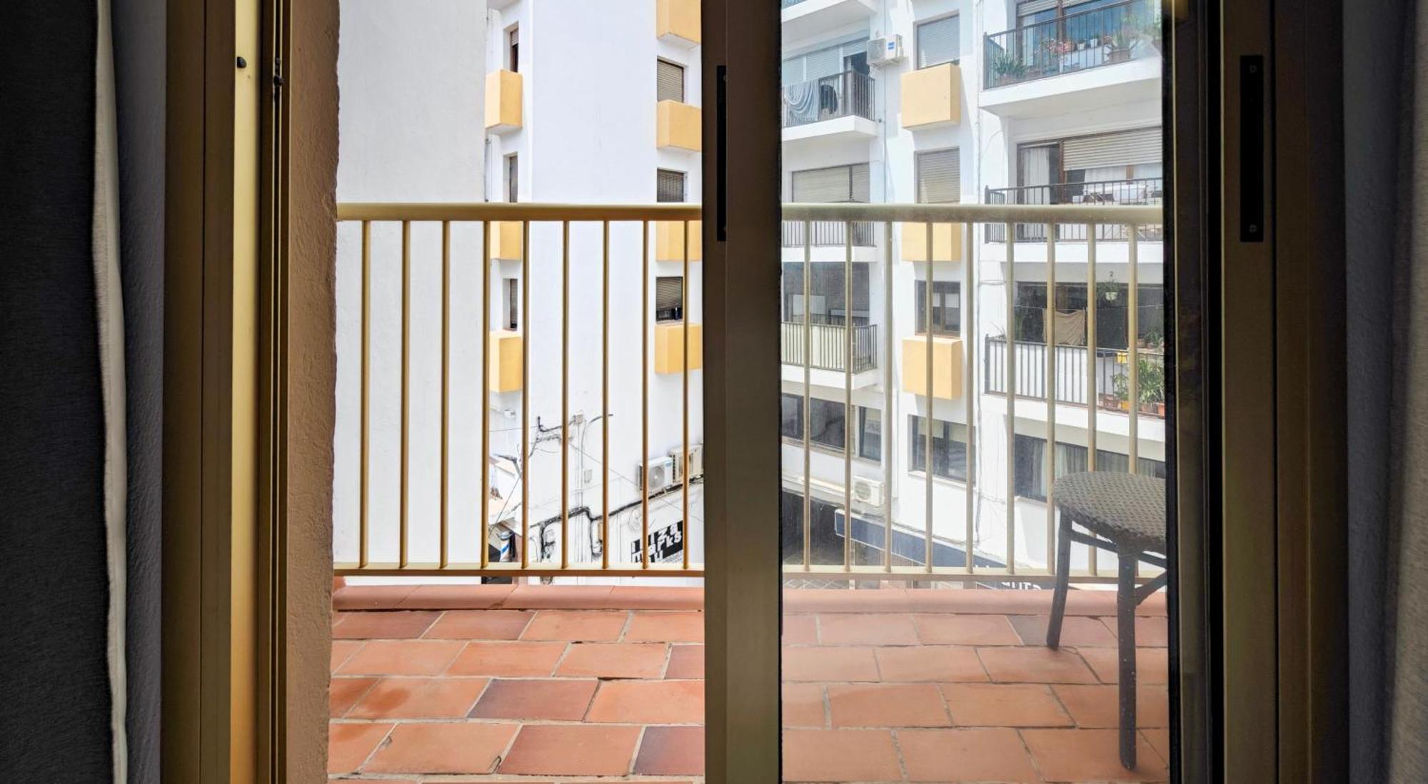 Hostal Dinamarca San Antonio  Bagian luar foto